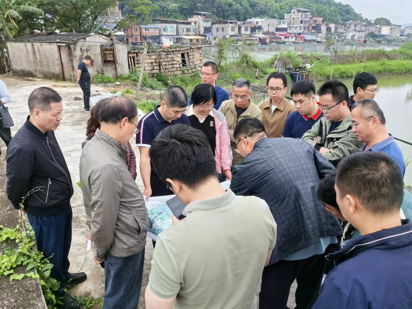 國道G228線(xiàn)蕉城漳灣下塘至拱嶼段公路工程初步設計方案專(zhuān)題推進(jìn)會(huì )順利召開(kāi)，王俊宇拍攝1.jpg